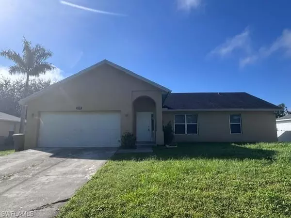 1118 Copley ST E, Lehigh Acres, FL 33974