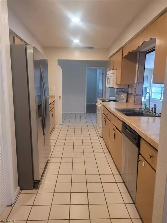 Lehigh Acres, FL 33936,1438 Graham CIR