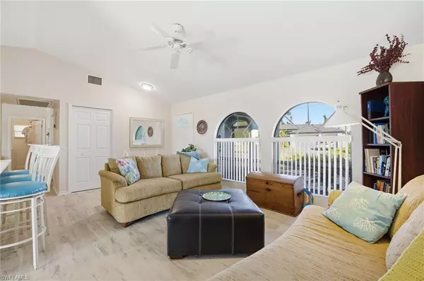 Cape Coral, FL 33991,502 SW 7th TER