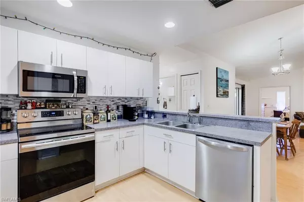 Fort Myers, FL 33913,715 Zephyr AVE