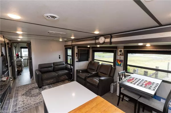 North Fort Myers, FL 33917,17861 Palm Creek DR