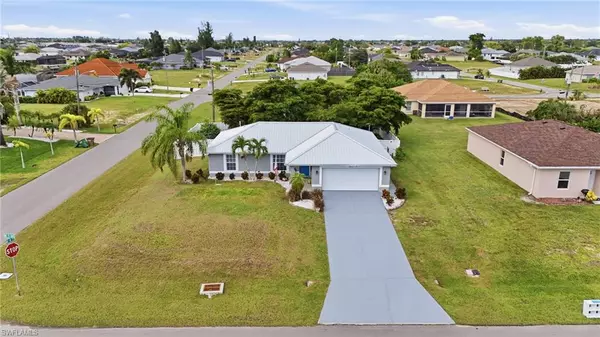 Cape Coral, FL 33909,902 NE 5th AVE