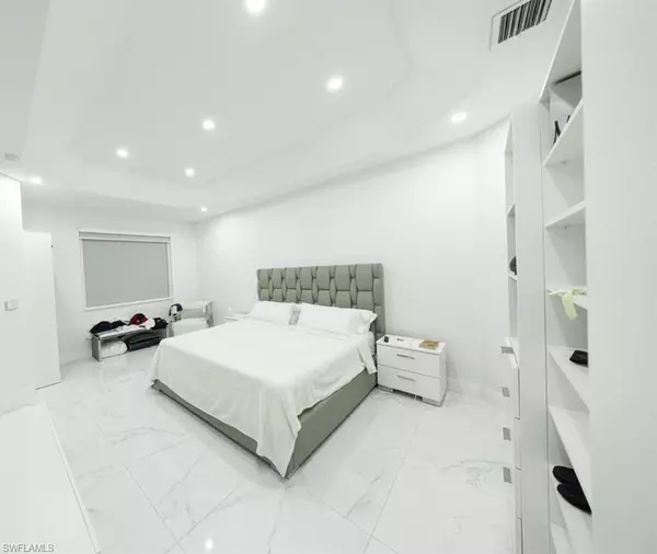 Homestead, FL 33033,2122 NE 39th Ter