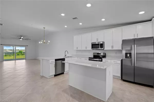 Punta Gorda, FL 33955,14184 Heritage Landing BLVD #521