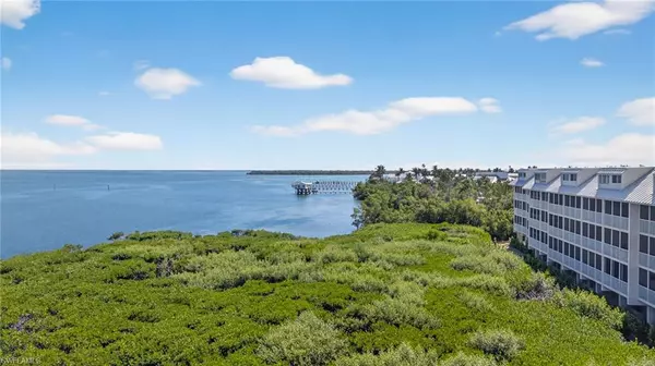 Captiva, FL 33924,5238 Bayside Villas