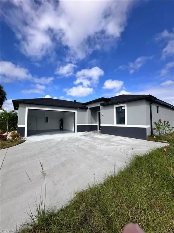 Lehigh Acres, FL 33974,737 Cairo ST E