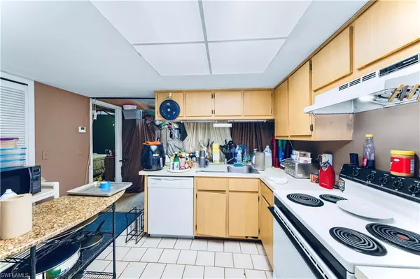 Lehigh Acres, FL 33936,606 Gerald AVE #112