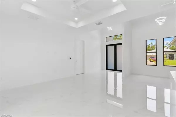 Lehigh Acres, FL 33972,1310 Acacia AVE