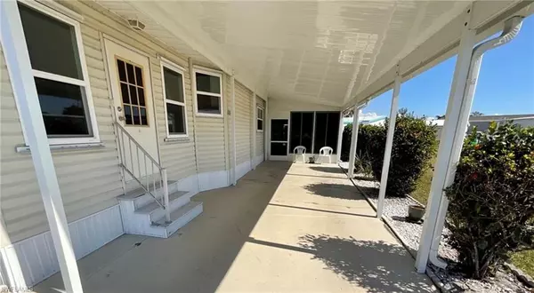 Fort Myers, FL 33908,102 Elise DR