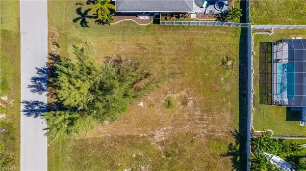 Cape Coral, FL 33991,3806 SW 3rd ST