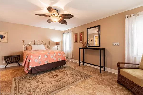 North Fort Myers, FL 33917,1818 Cherie LN