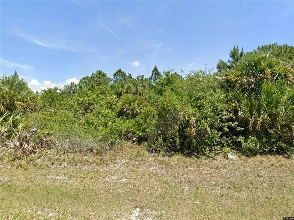 Port Charlotte, FL 33954,216 Triangle ST