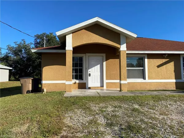 4622 15th ST SW, Lehigh Acres, FL 33973