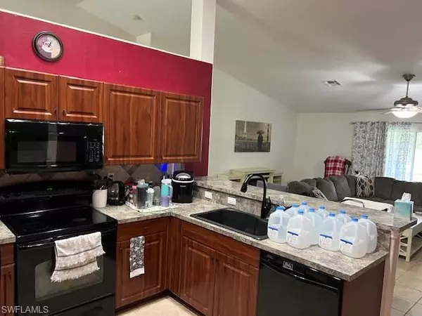 Lehigh Acres, FL 33974,911 Barcelona ST E