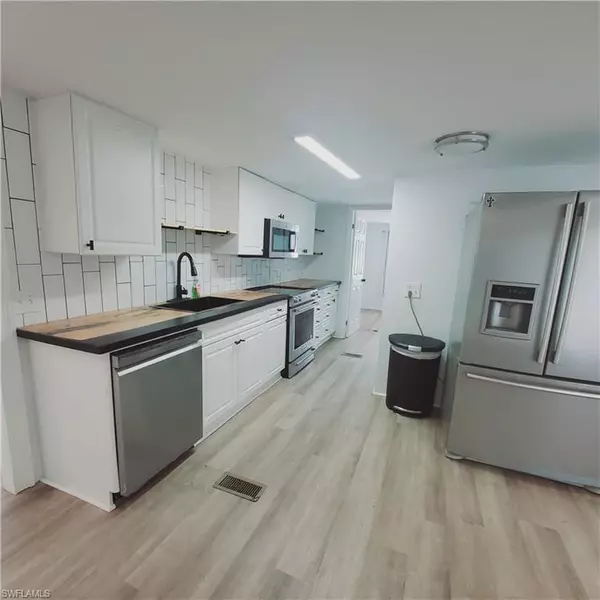 Bonita Springs, FL 34135,26222 Earl RD