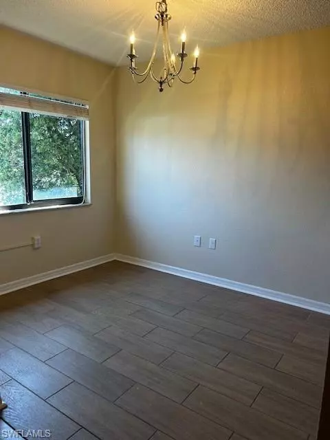 Fort Myers, FL 33919,5270 Cedarbend DR #1