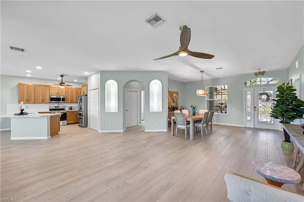 North Fort Myers, FL 33917,20634 Dennisport LN