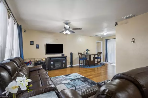 Lehigh Acres, FL 33936,514 Layton PL