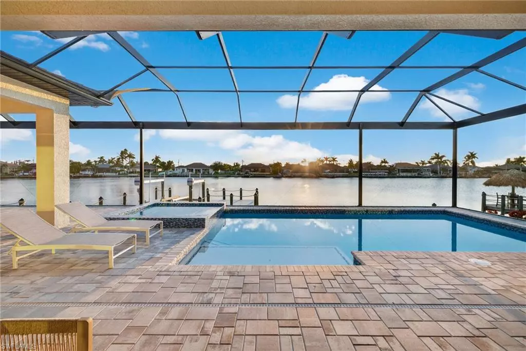 Cape Coral, FL 33991,418 SW 33rd AVE