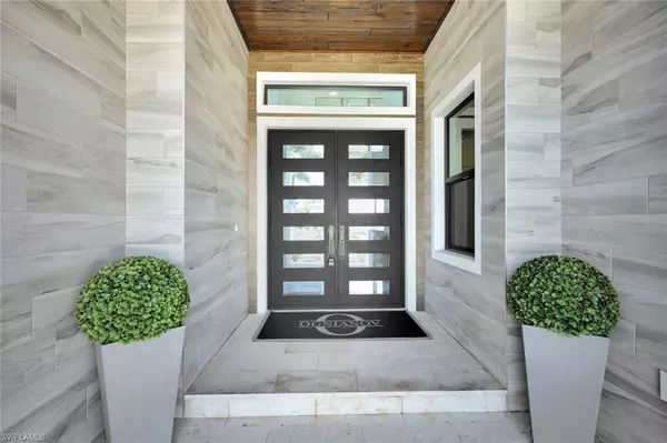 Cape Coral, FL 33904,1110 Lenox CT