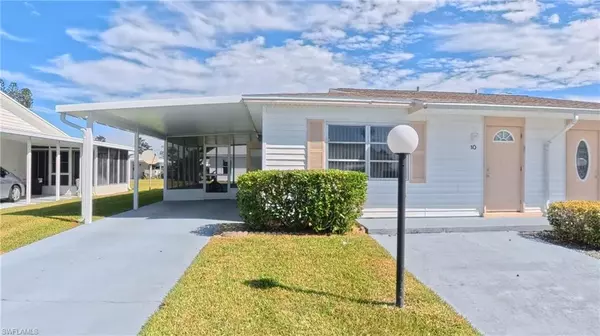 10 Dawn Flower CIR, Lehigh Acres, FL 33936