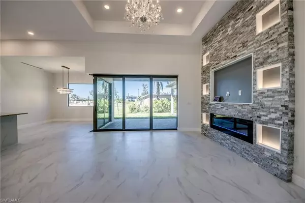 Cape Coral, FL 33993,2332 NW 35th PL