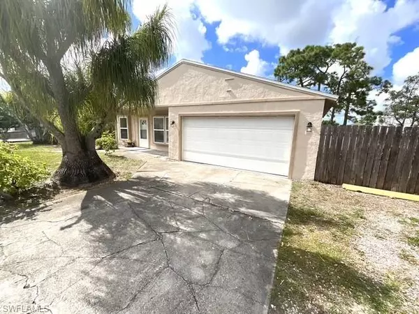 Fort Myers, FL 33967,17376 Delaware RD