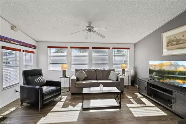 Fort Myers, FL 33908,19681 Summerlin RD #430