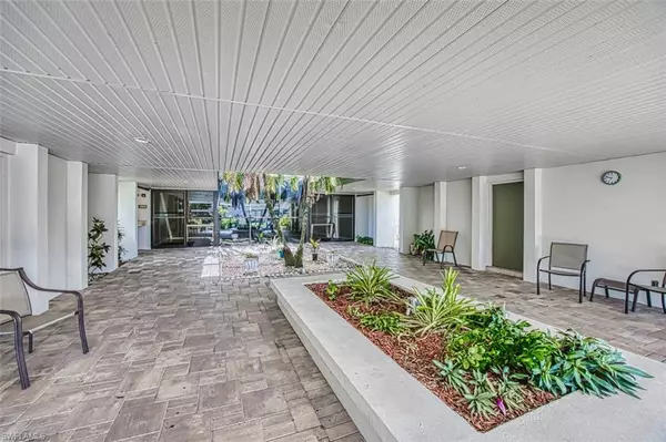 Port Charlotte, FL 33952,2300 Aaron ST #106