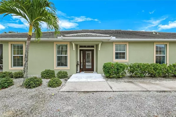 10436 Peso Del Rio DR, Fort Myers, FL 33908