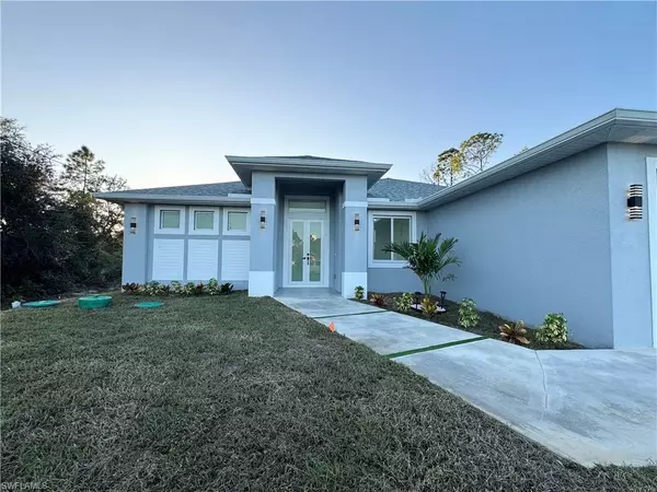 Lehigh Acres, FL 33972,1019 Greenwood AVE