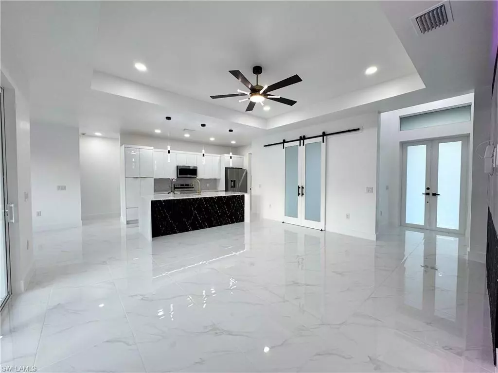 Lehigh Acres, FL 33972,1019 Greenwood AVE