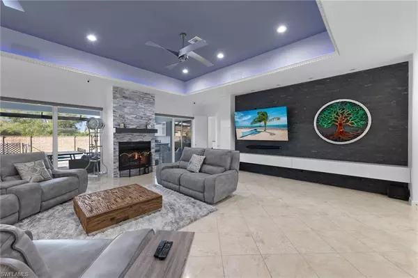 Cape Coral, FL 33991,837 SW 22nd TER