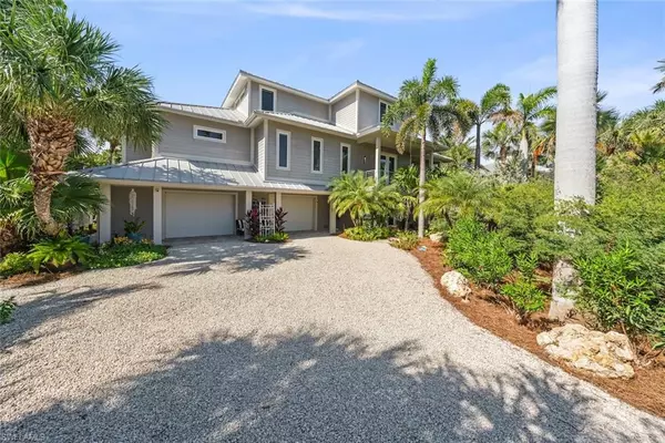 Sanibel, FL 33957,4383 Gulf Pines DR