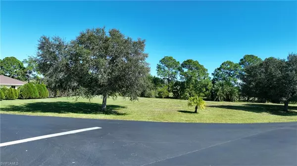 Lehigh Acres, FL 33936,20083/085 Petrucka CIR N