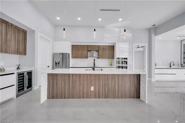 Cape Coral, FL 33991,10 SW 35th AVE