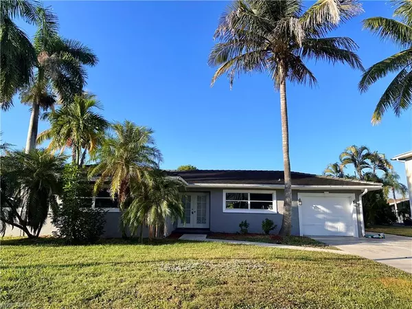 Fort Myers, FL 33908,6187 Island Park CT