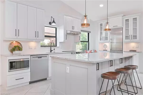 13033 Tall Pine CIR, Fort Myers, FL 33907