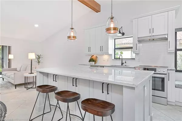 Fort Myers, FL 33907,13033 Tall Pine CIR