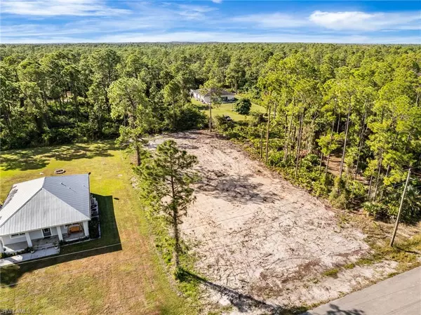 Alva, FL 33920,2205 Wellington AVE