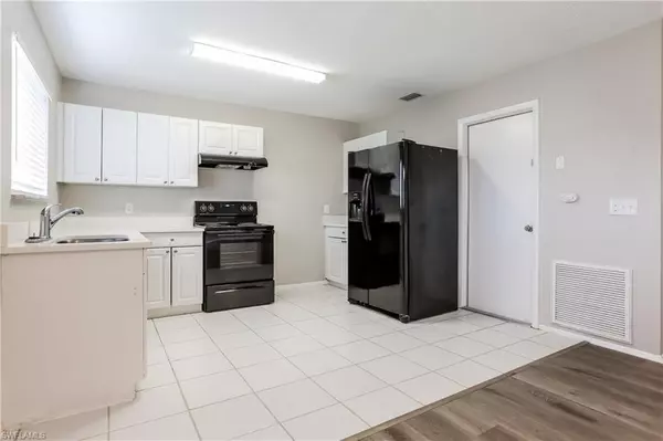 North Port, FL 34287,7509 Mesa ST