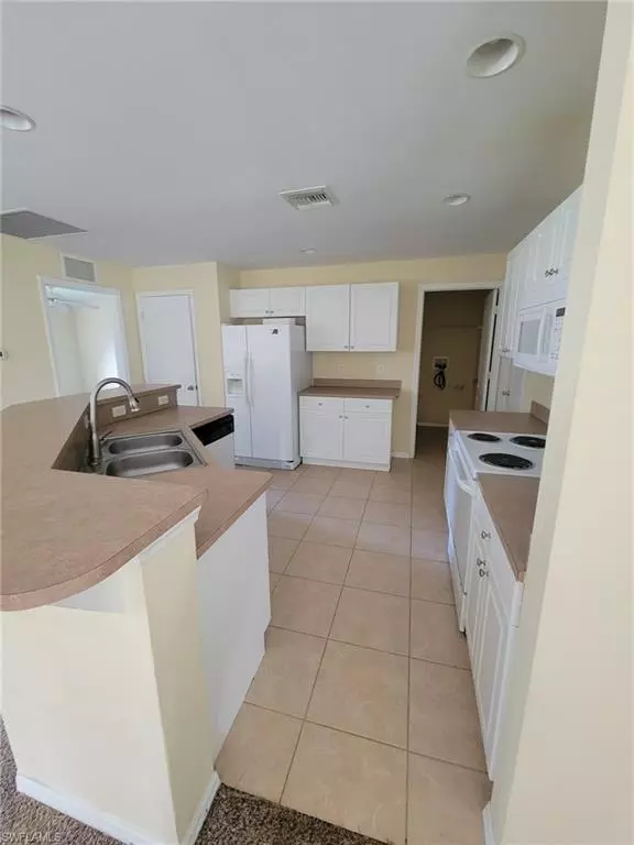 Lehigh Acres, FL 33974,668 Homestead RD S