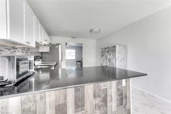 Cape Coral, FL 33904,5227 Coronado PKWY #1