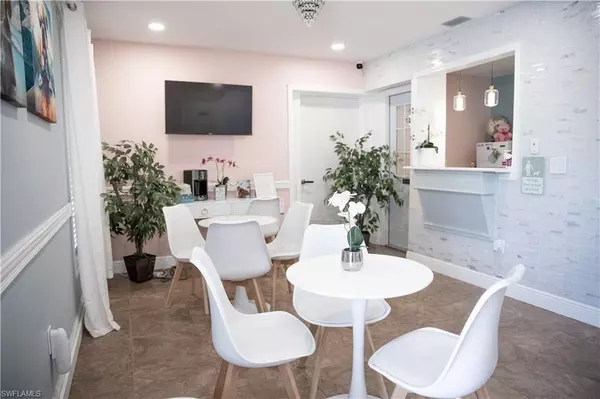 Cape Coral, FL 33914,2828 Santa Barbara BLVD