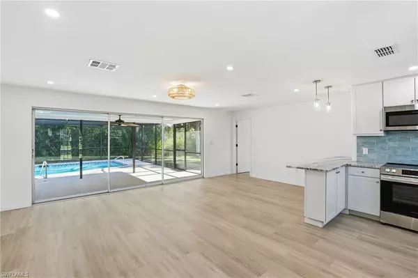 Fort Myers, FL 33905,13724 River Forest DR