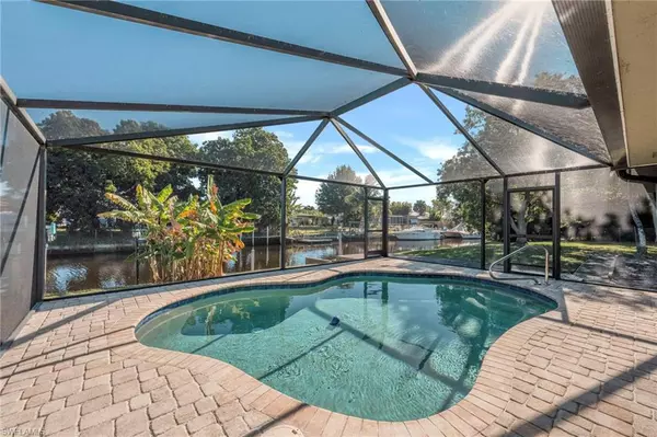 North Fort Myers, FL 33917,1366 Sunrise DR