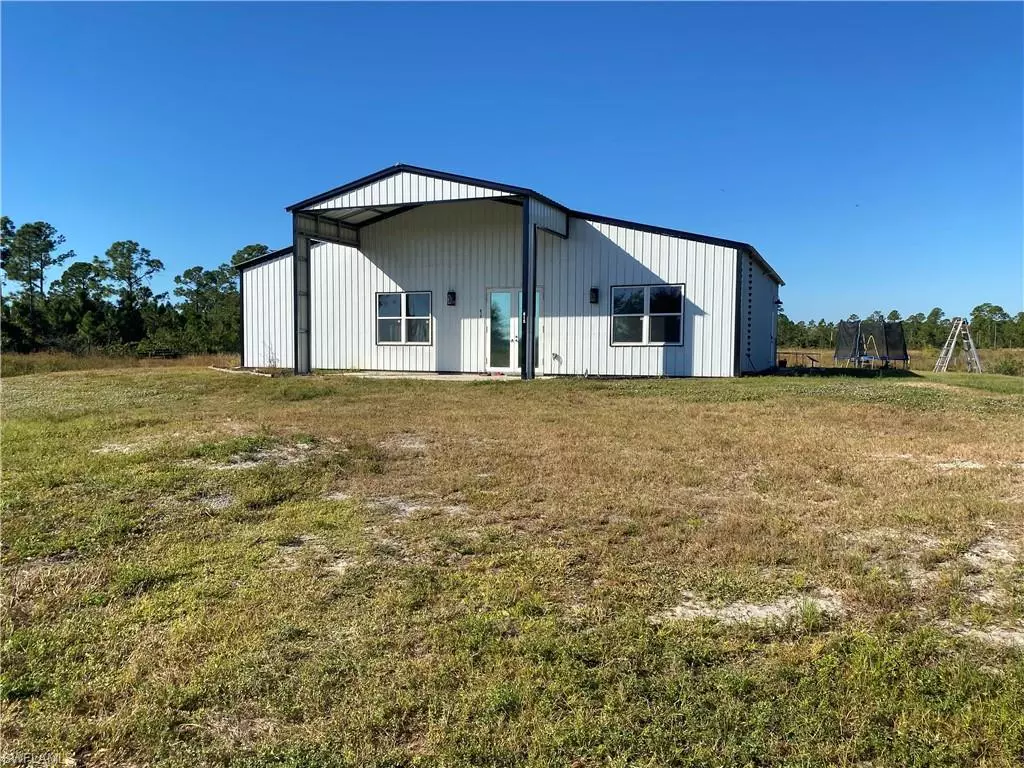 Fort Denaud, FL 33935,615 Kirby Thompson RD