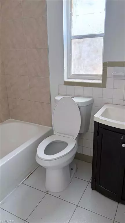 Fort Myers, FL 33907,5530 7th AVE