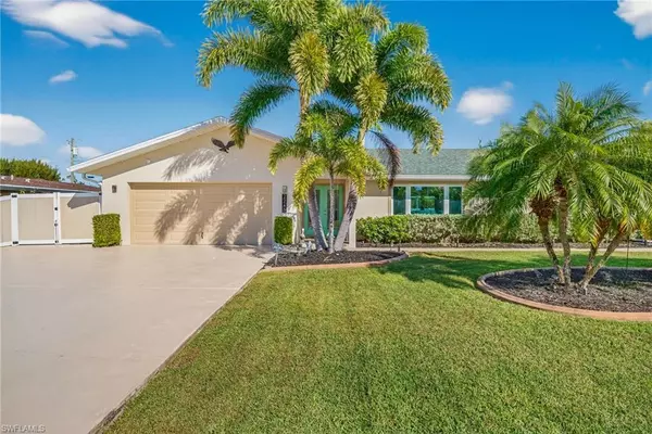 2243 Flora AVE, Fort Myers, FL 33907