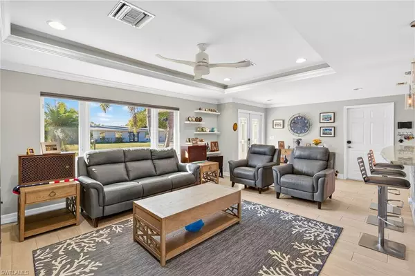 Fort Myers, FL 33907,2243 Flora AVE